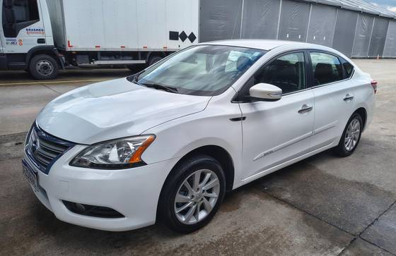 NISSAN SENTRA 2.0 SV 16V FLEX 4P AUTOMÁTICO NISSAN SENTRA 2.0 SV 16V FLEX 4P AUTOMÁTICO